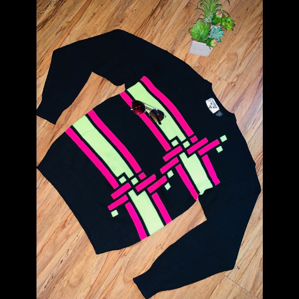 Tyrolia by Head Retro vintage pullover sweater